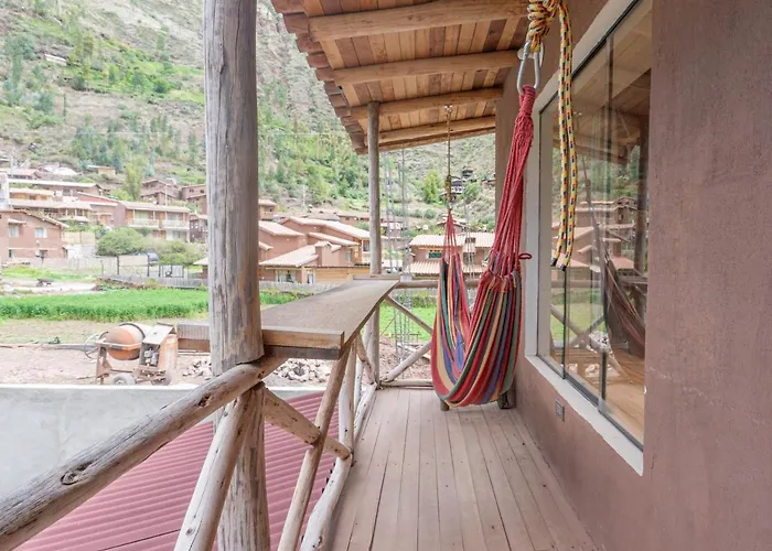 Bright With Views And Wifi Písac