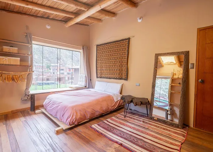 Bright With Views And Wifi Appartamento Písac