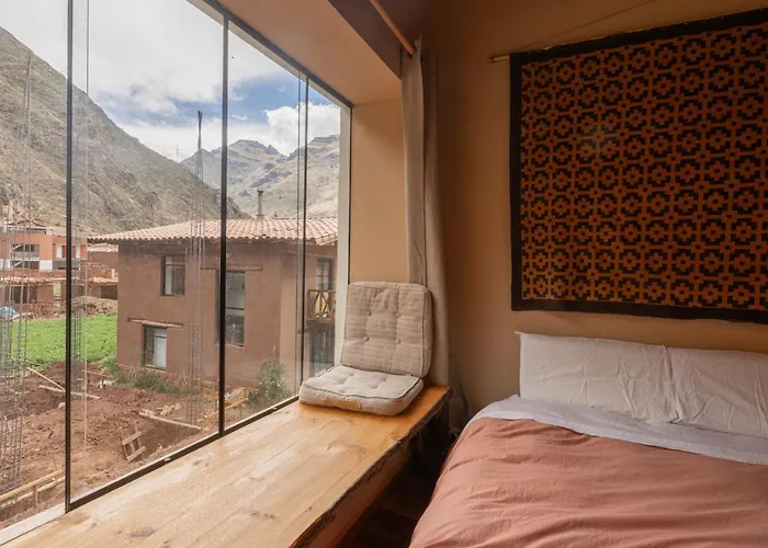 Bright With Views And Wifi * Písac